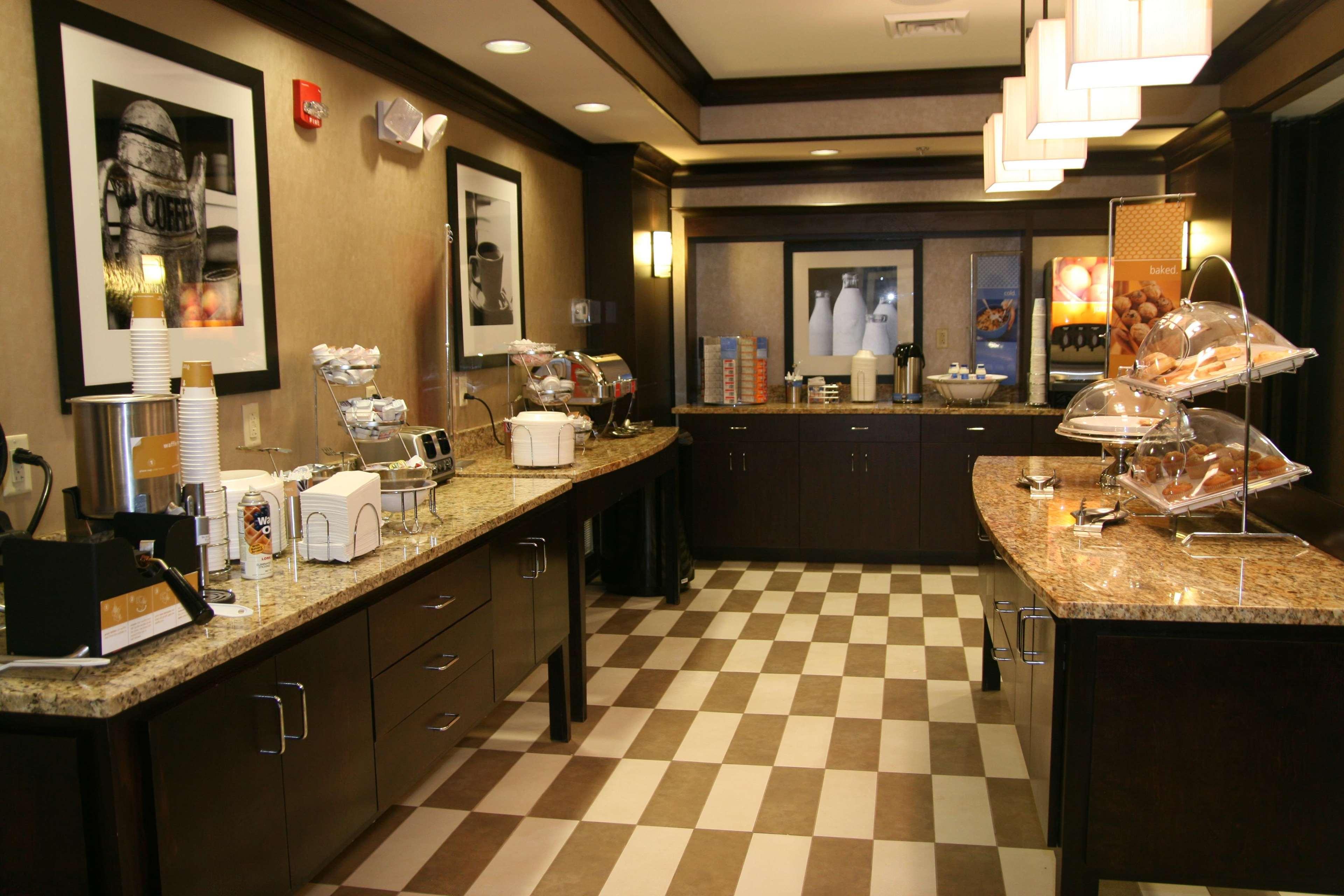 Hampton Inn New Albany Restaurant foto