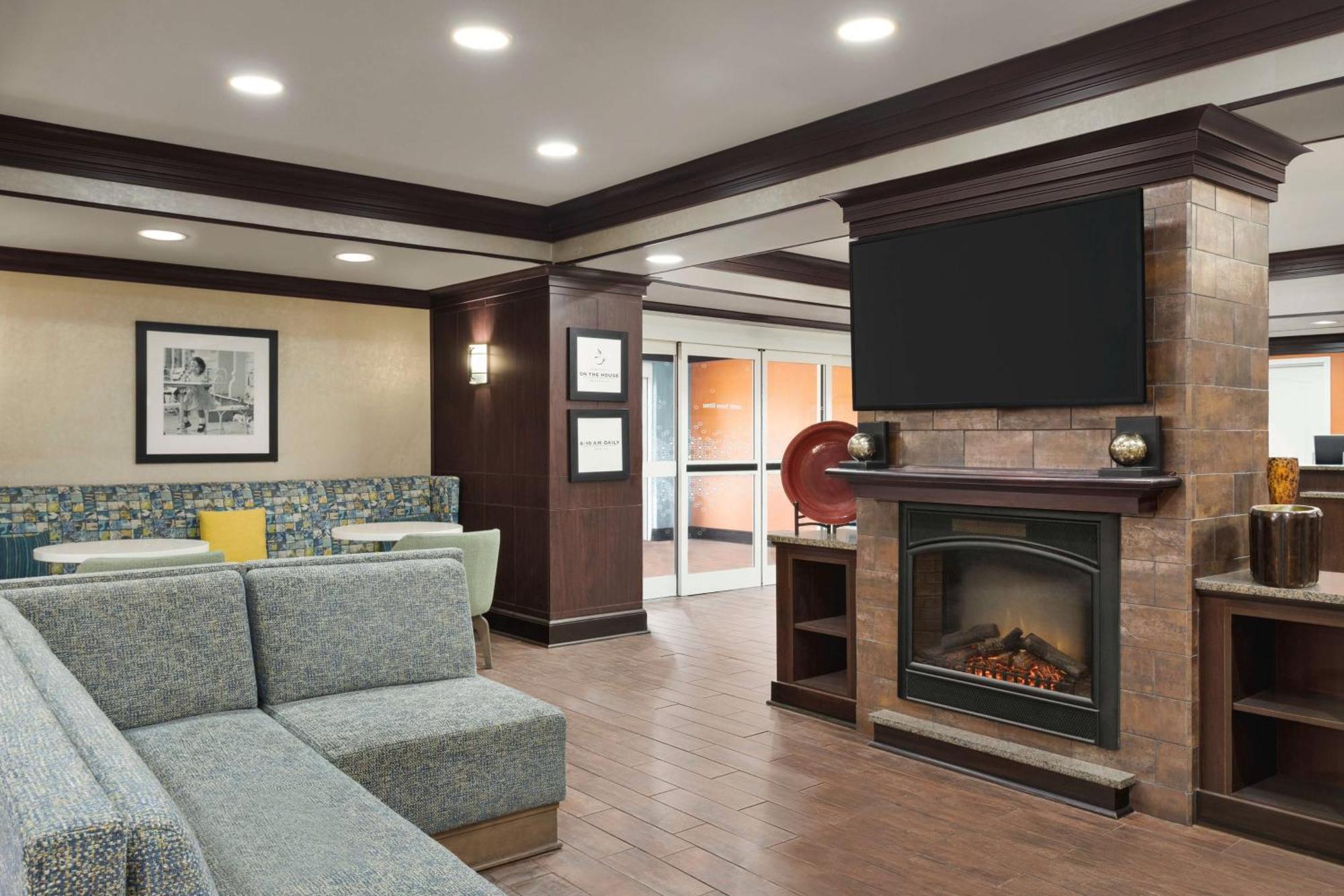 Hampton Inn New Albany Exterior foto